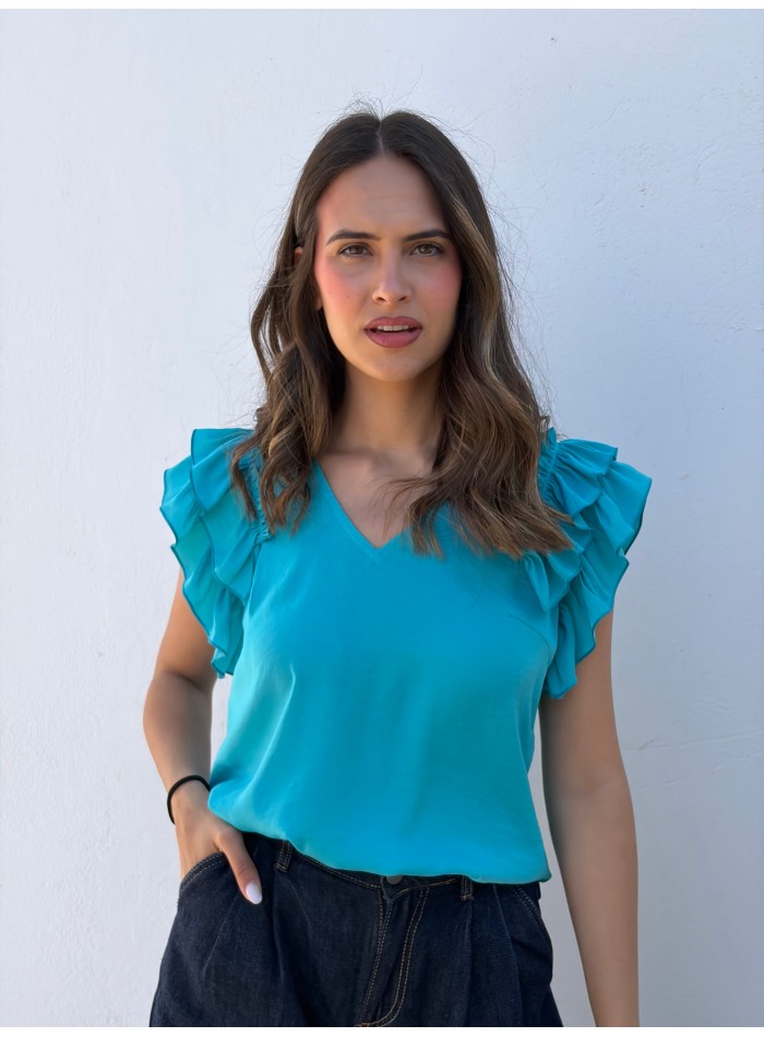 Blouse with subtle V-neckline and ruffled sleeves