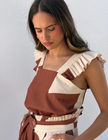 Printed set in beige and brown tones of top and bloomer pants