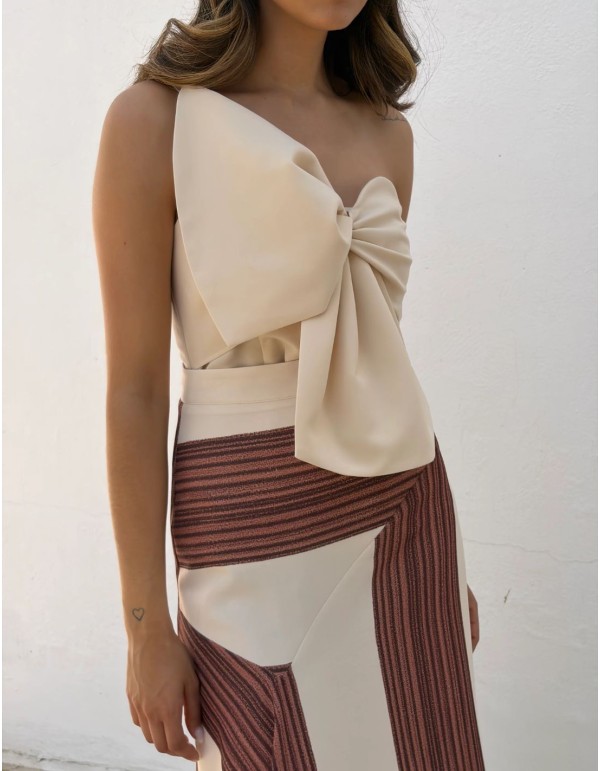 Ivory strapless top with structured frontal bow 2