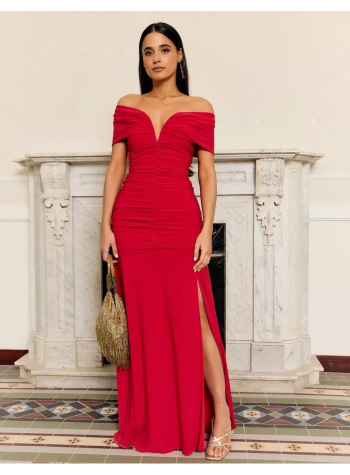 Vestido largo rojo sirena con escote bardot drapeado