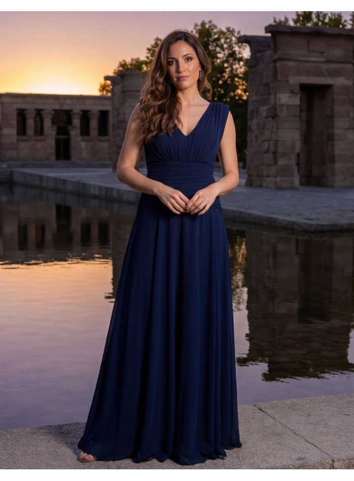 Vestido largo de invitada azul marino con...