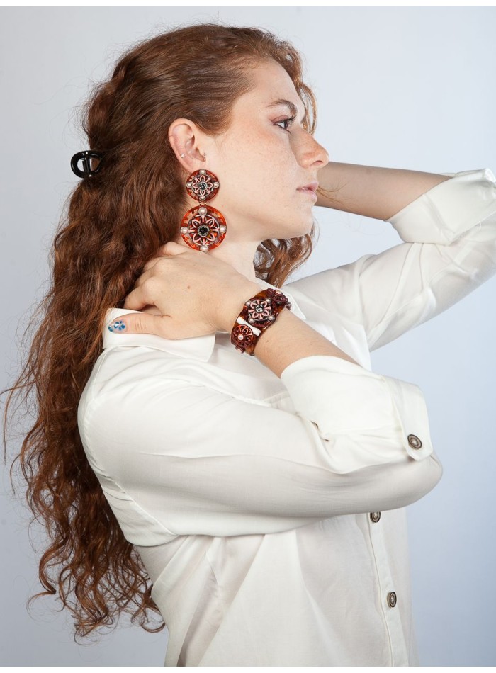 Brown bracelet with pearl effect crystal pearl...