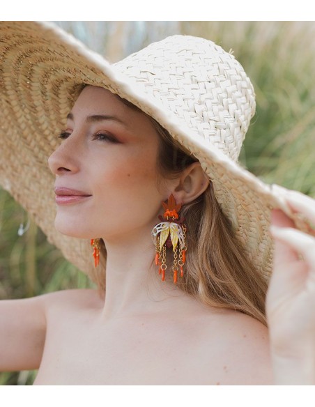 Pendientes con diseño de escarabajo en varios colores