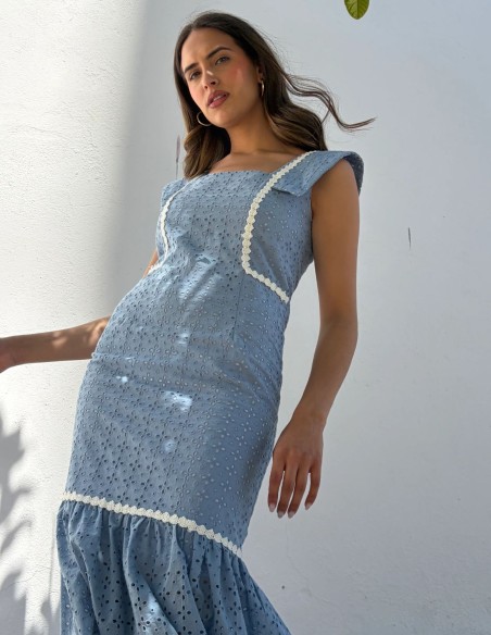 Robe midi en bleu jade avec détails blancs