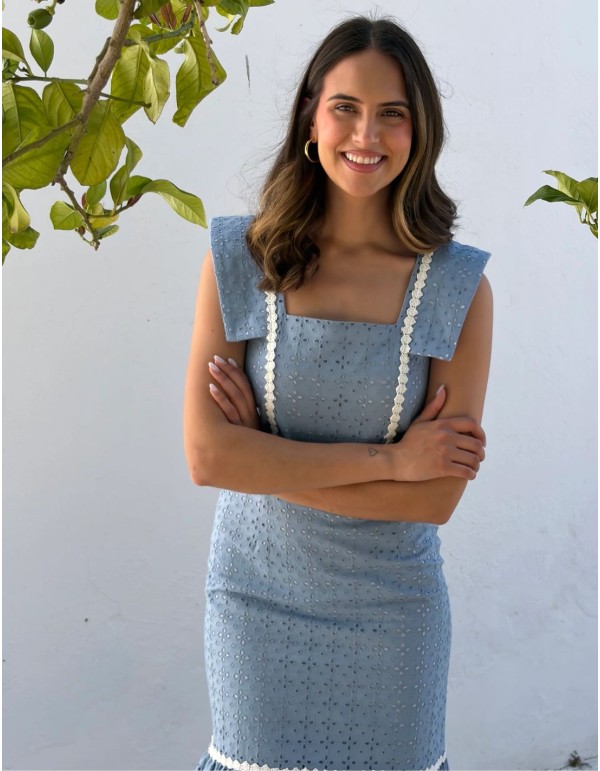 Robe midi en bleu jade avec détails blancs 2