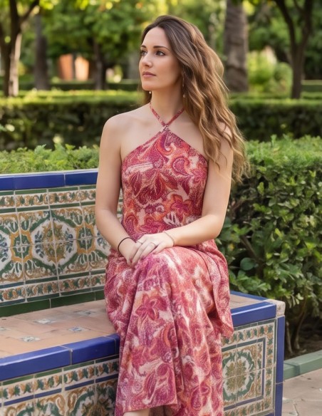 Vestido midi floral rosa con cuello halter para invitada