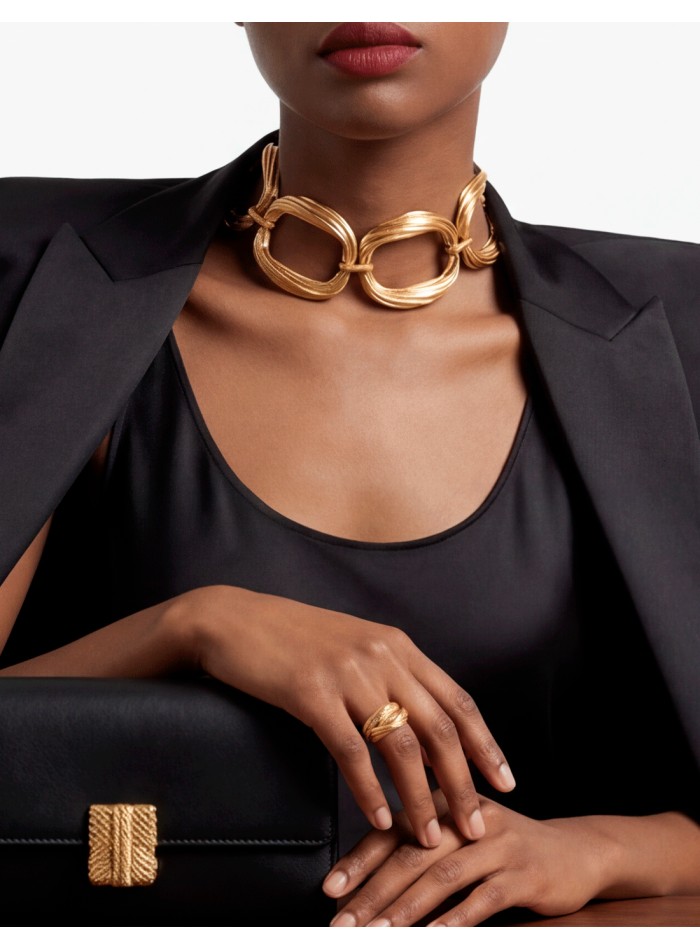 Choker dorado grande de eslabones para invitada