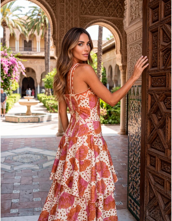 Vestido midi halter beige con estampado naranja y espalda elástica