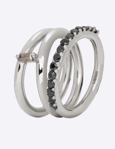 Bague en argent avec pierres semi-précieuses noires