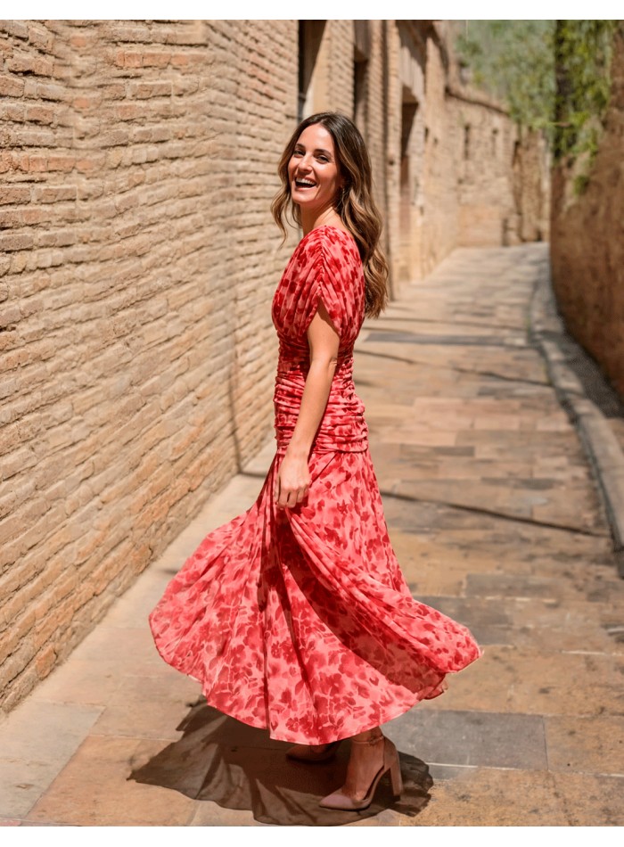 Robe midi imprimée rose avec décolleté en V et...
