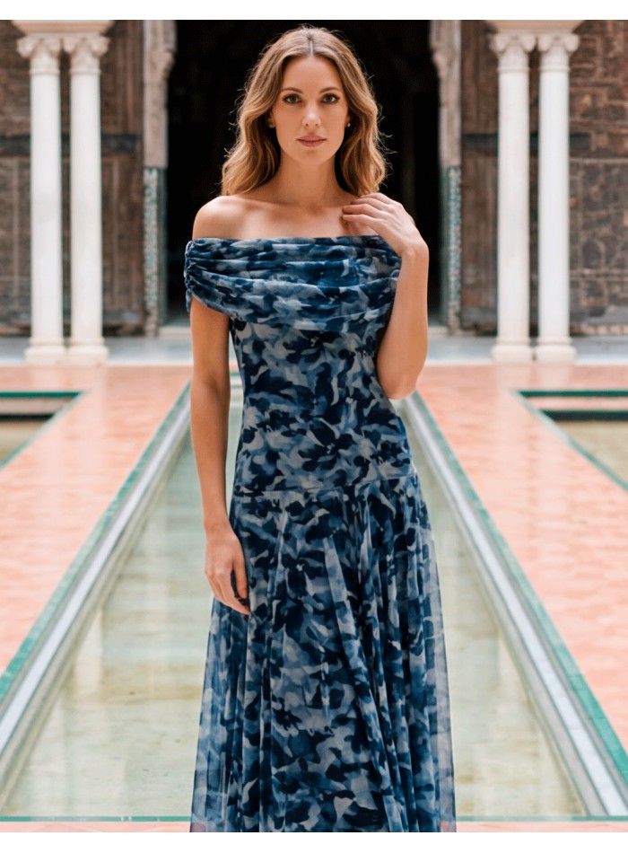 Vestido midi estampado floral azul marino para invitadas
