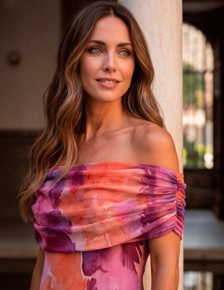 Vestido midi estampado vibrante para invitadas que quieren destacar