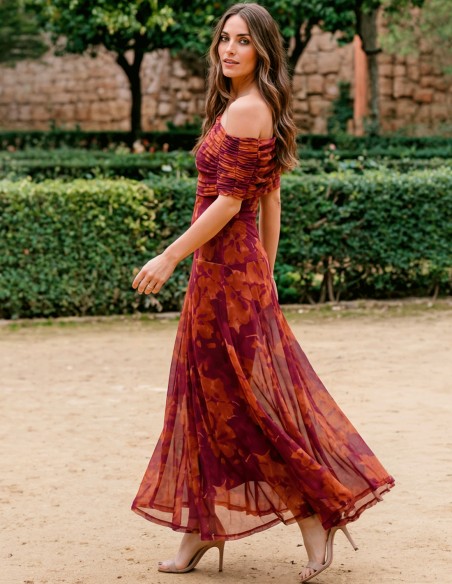 Robe midi en terre cuite avec encolure multipositions pour les invités
