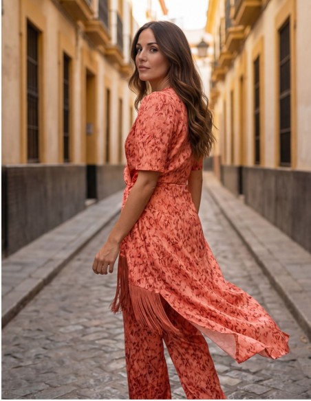 Costume veste corail imprimé avec ceinture frangée