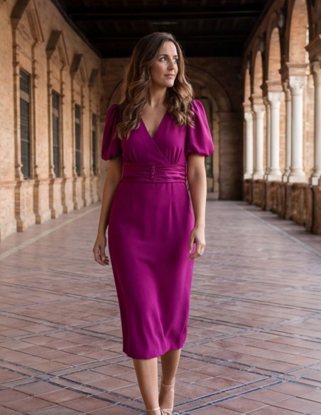 Vestido midi para invitada con mangas abullonadas y detalle en cintura