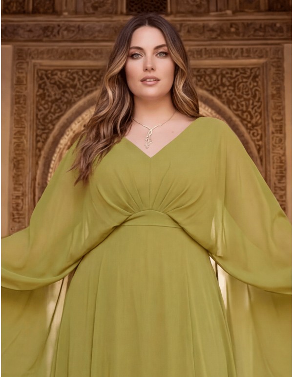 Vestido largo oliva de talla grande con manga capa 2