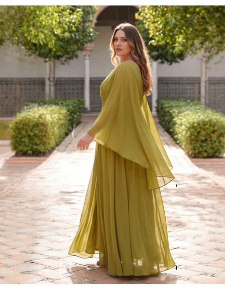 Vestido largo oliva de talla grande con manga capa