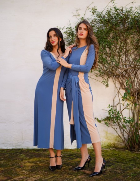 Bicolor midi dress with long sleeves and knot detail