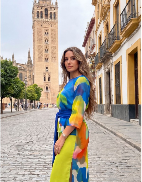 Conjunto de invitada de blusa y falda estampado con cinturón 2