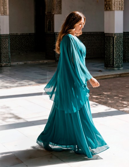 Vestido largo azul petróleo de talla grande con manga capa