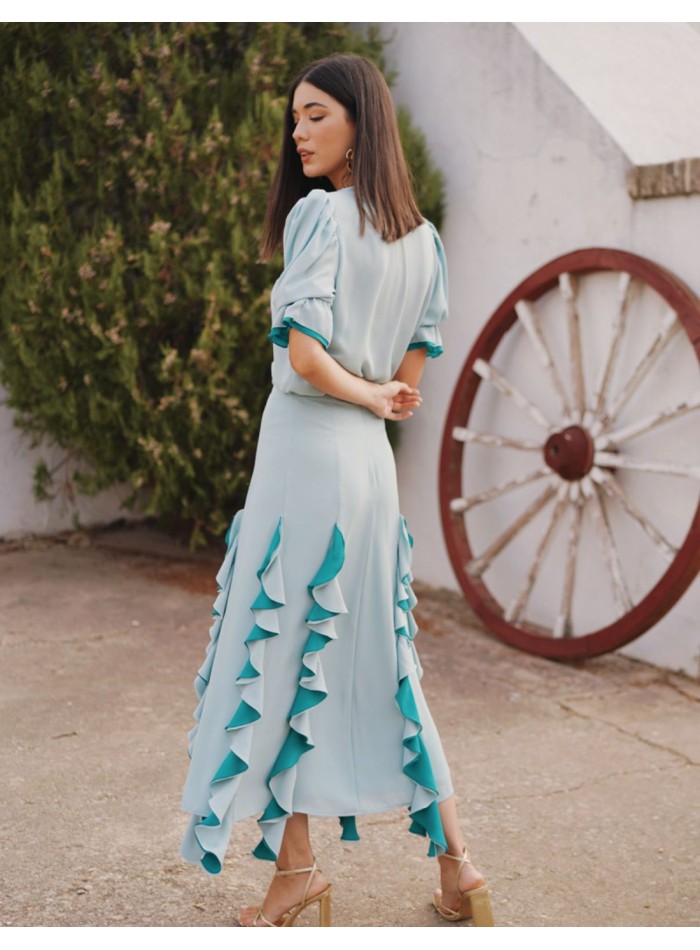 Conjunto para invitada con top y falda midi de...