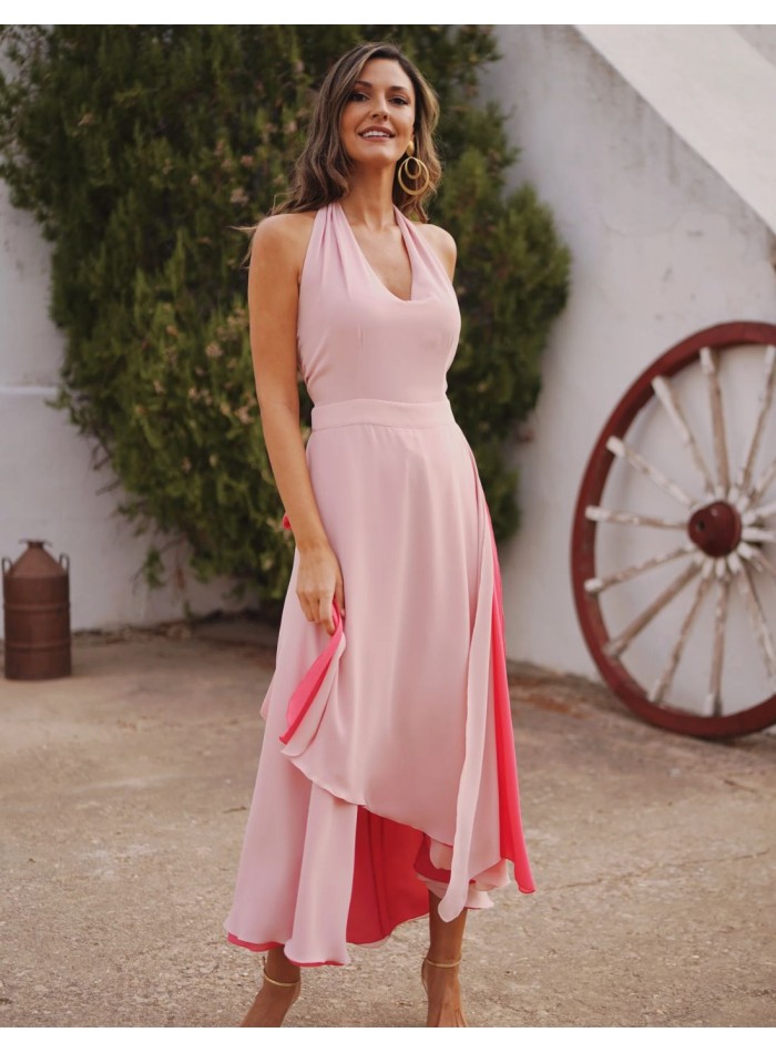 Vestido de invitada midi bicolor con cuello halter y falda con volantes
