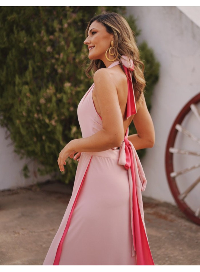 Conjunto para invitada con top escote halter y falda midi