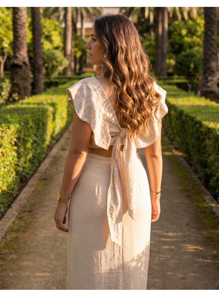 Ensemble deux pièces beige avec top à lacets et...