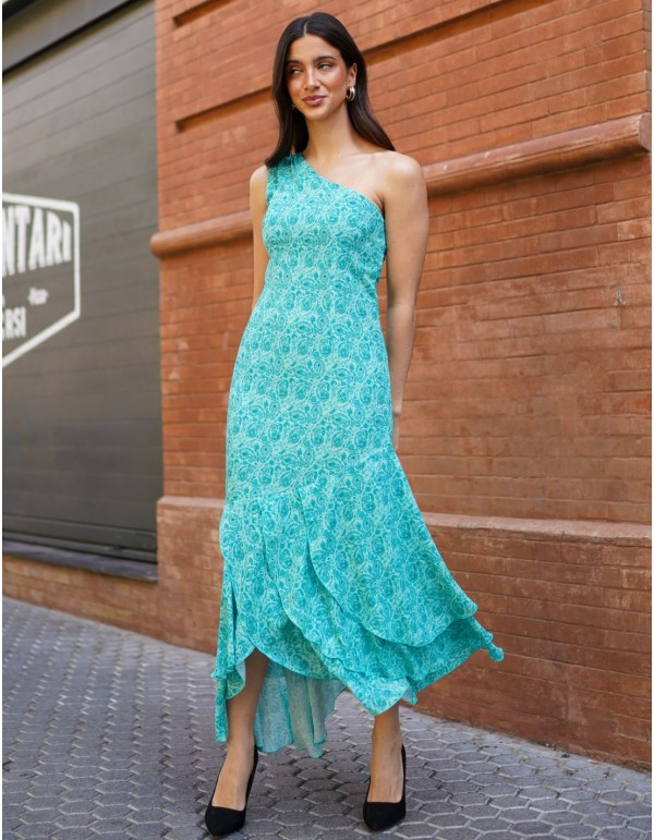 Vestido para invitada con escote asimétrico y bajo con capas 2