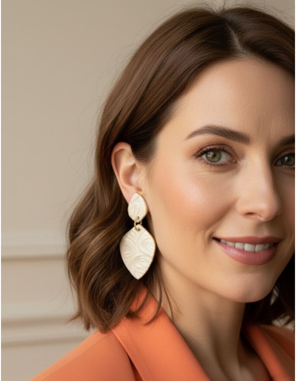 Long earrings with painted enameled ceramic scales effect 2