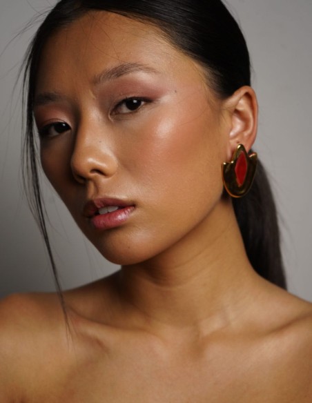 Geometric maxi earrings with enameled detail