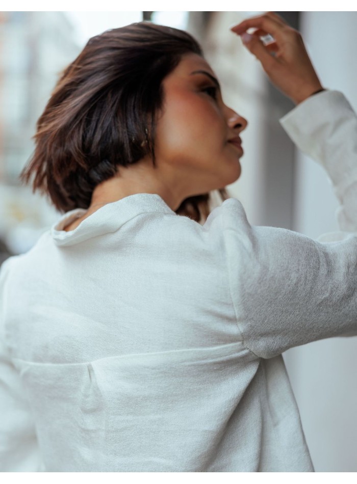 Blouse en lin à la silhouette épurée et au...