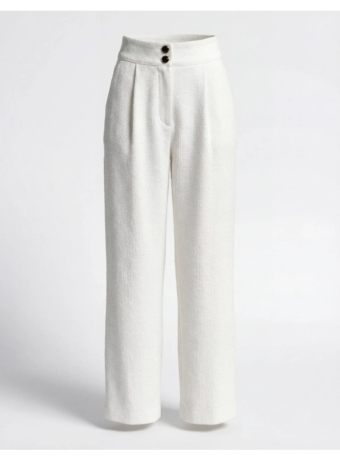 White tweed straight pants in straight style