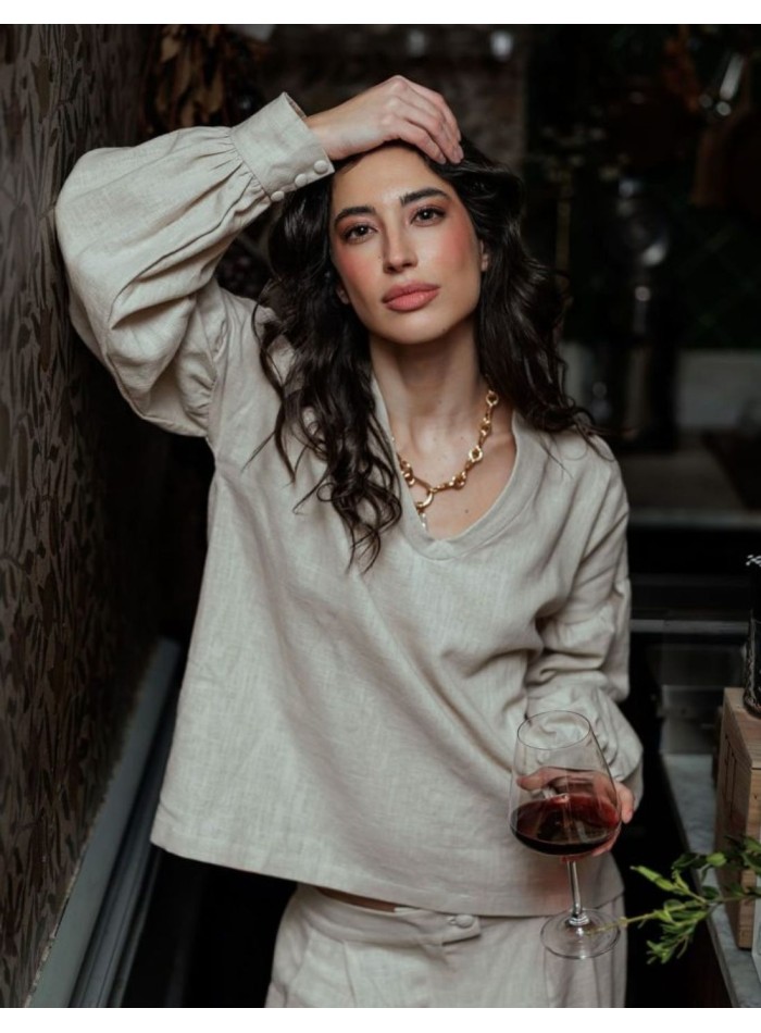 Blusa de lino con manga con volumen
