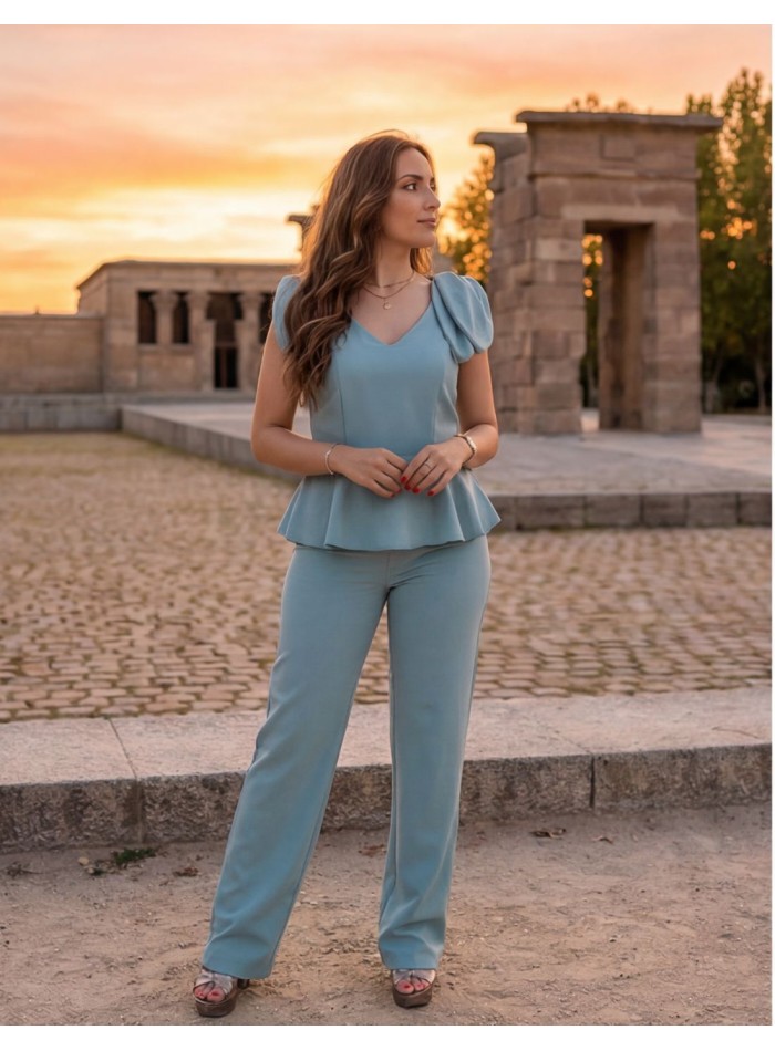 Ensemble deux pièces avec haut et pantalon en...