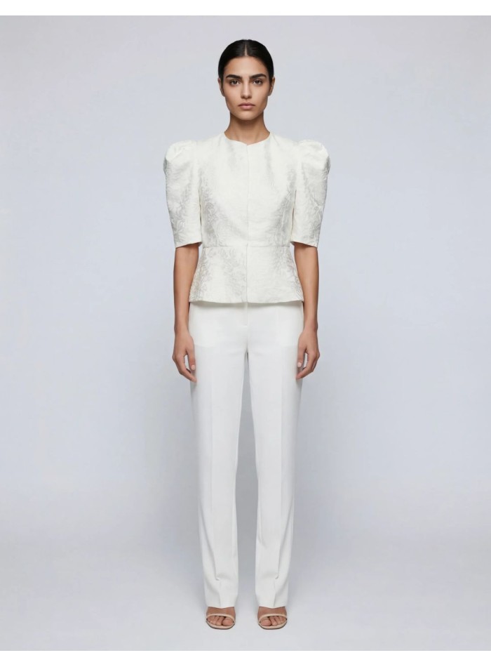 Straight white crepe pants with button lining