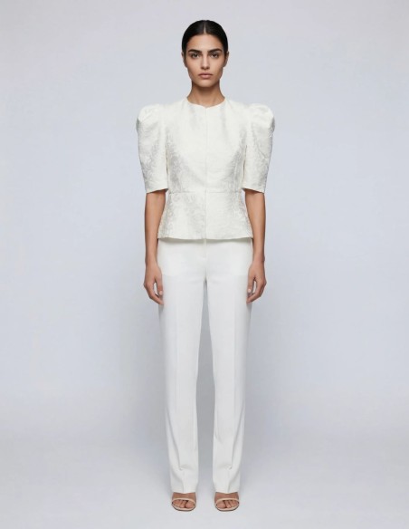 Straight white crepe pants with button lining