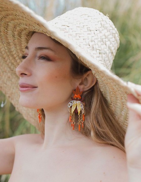 Pendientes con diseño de escarabajo en varios colores para invitada