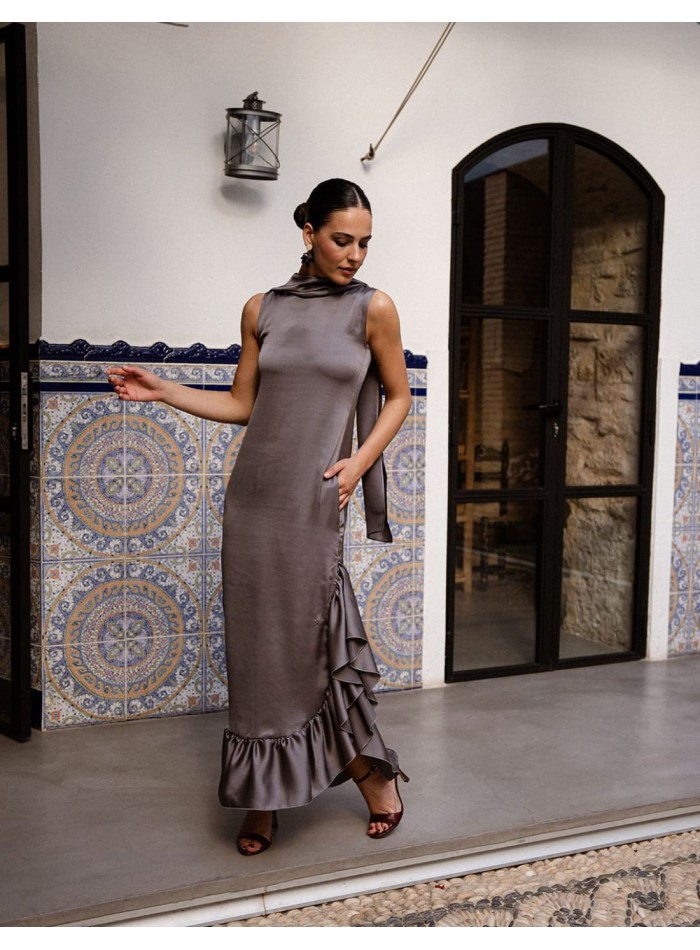 Long dress with ruffle detail at hem and sling