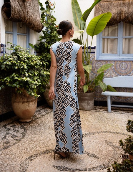 Long dress for guest with packaging print