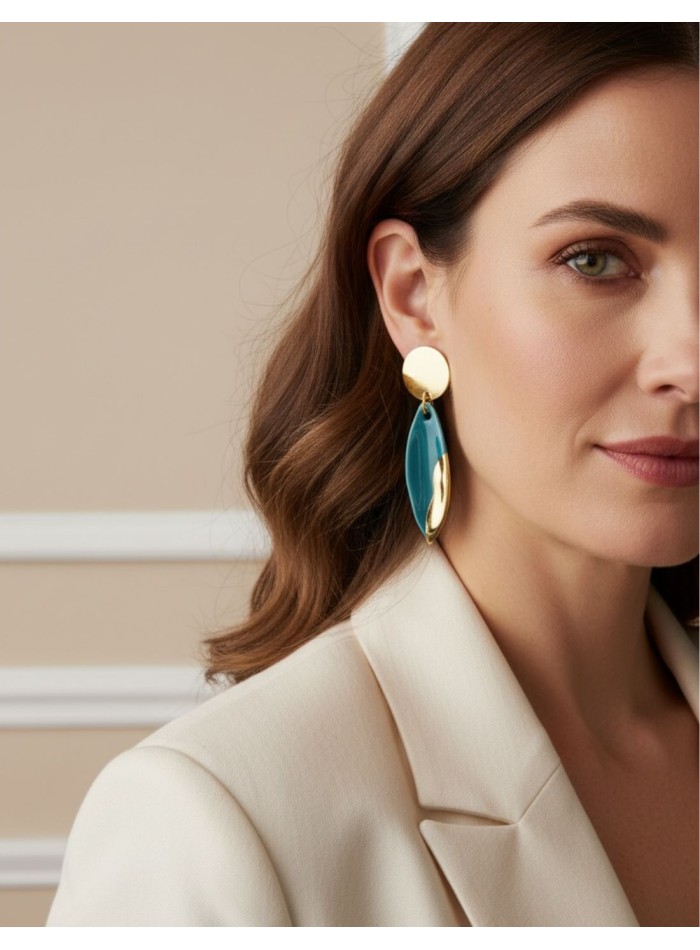 Elegant earrings in enameled ceramic with gold
