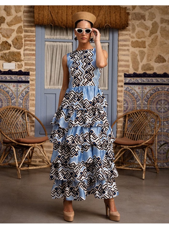 Vestido midi celeste de tirantes con falda de...