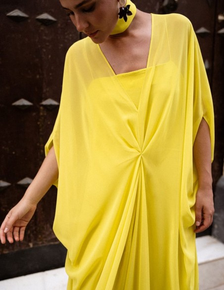 Kaftán largo de gasa amarillo para invitada