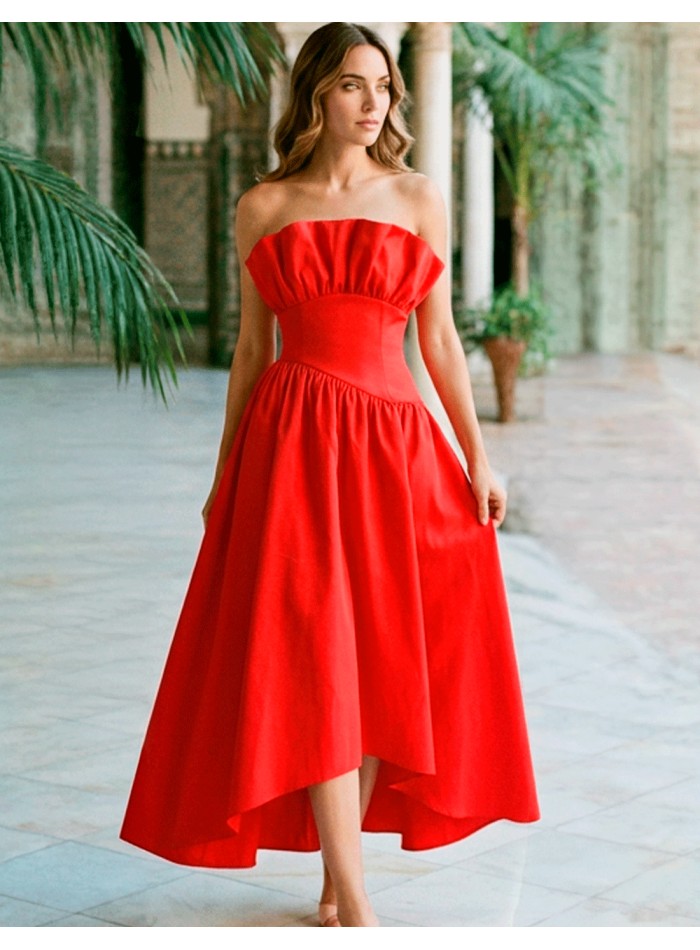 Vestido rojo palabra de honor con falda...