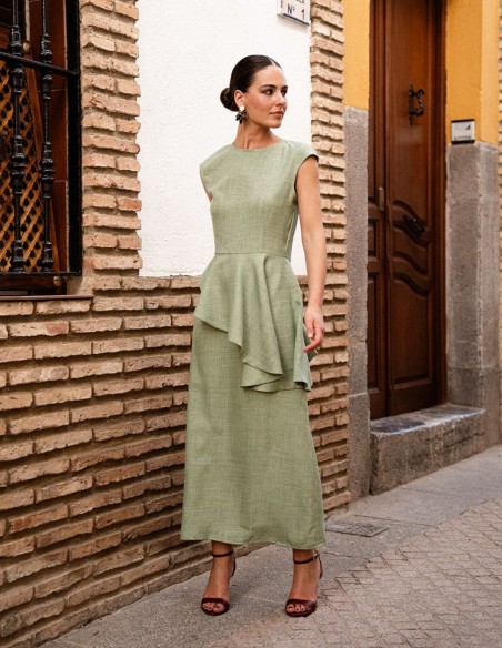 Falda midi evasé verde para invitada