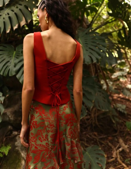 Top with square neckline and corseted fit
