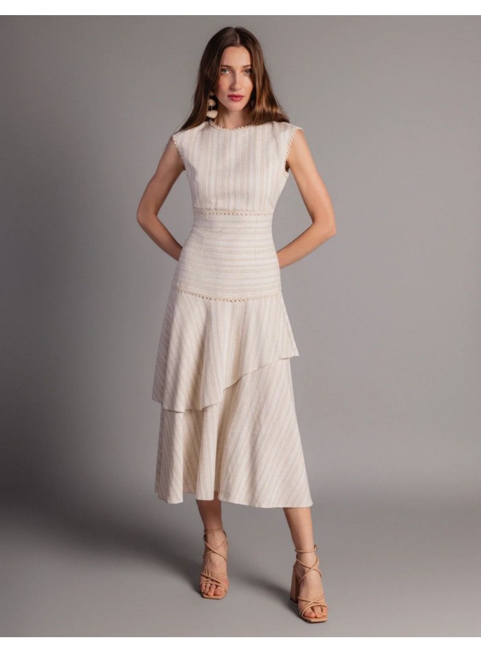 Vestido midi beige aspecto lino con volantes