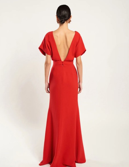 Longue robe rouge sirène avec décolleté dans le dos