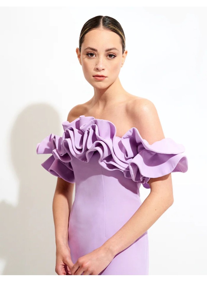 Robe midi lilas avec encolure bardot et manches...