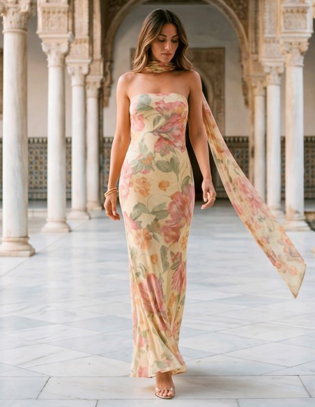 Vestido palabra de honor estampado floral pastel con chal